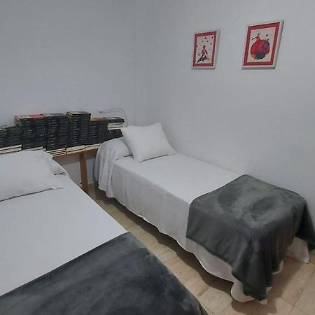 La Libreria De Viana Apartment Cordoba Luaran gambar