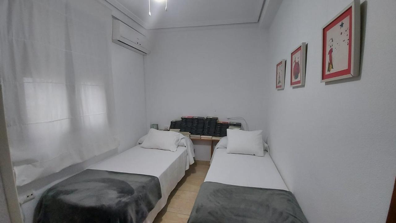 La Libreria De Viana Apartment Cordoba Luaran gambar