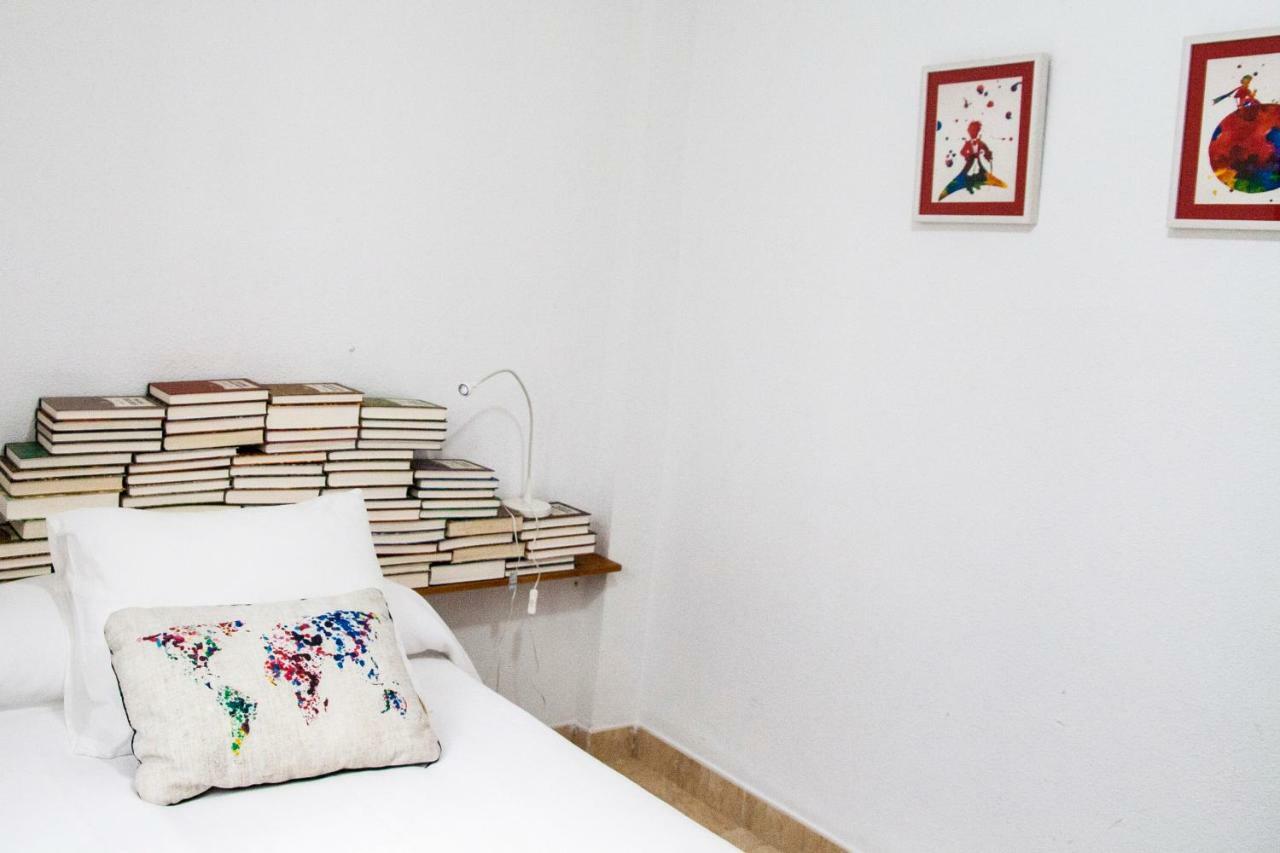 La Libreria De Viana Apartment Cordoba Luaran gambar
