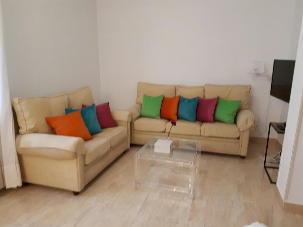 La Libreria De Viana Apartment Cordoba Bilik gambar